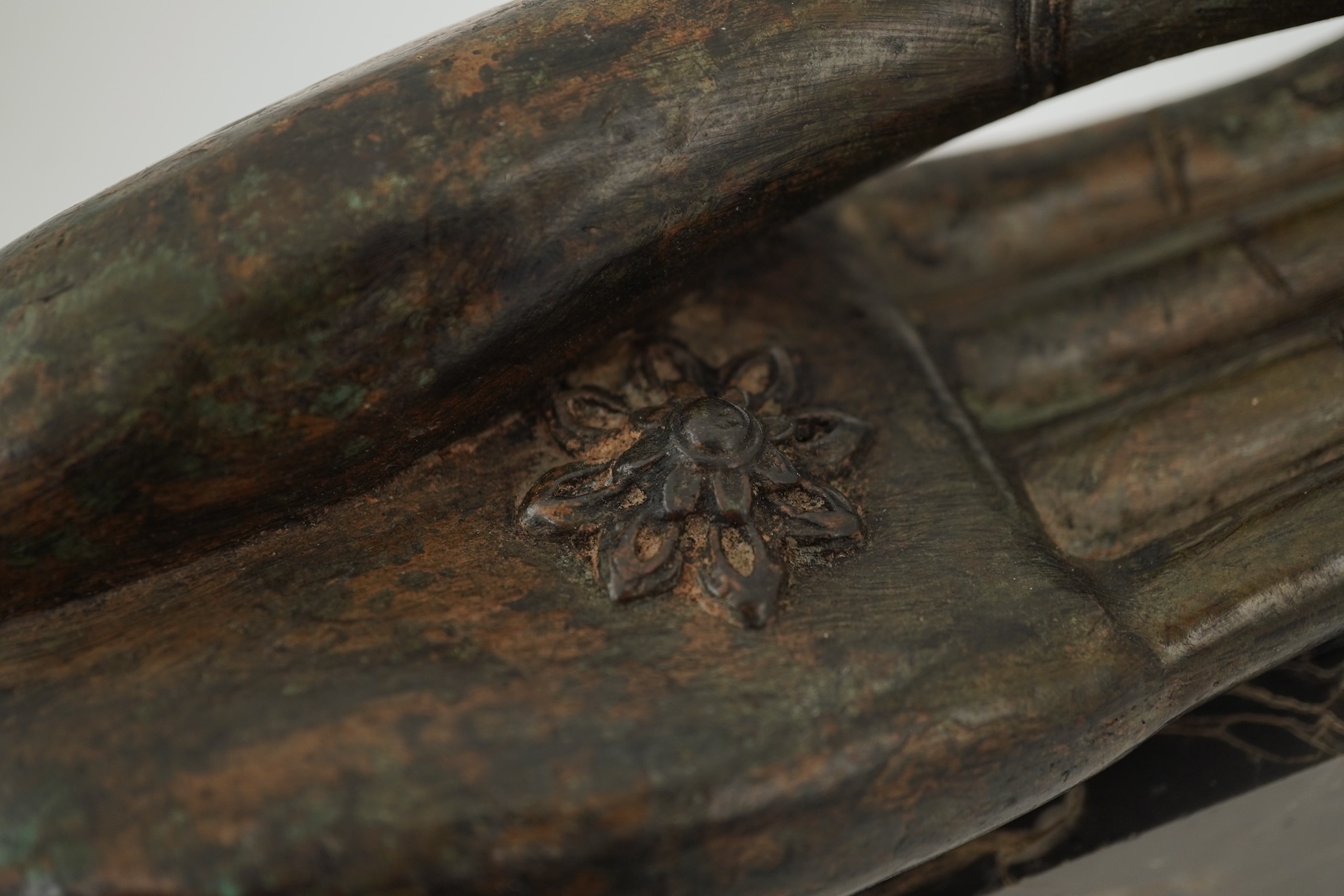 A Thai bronze Buddha's hand, 17th/18th century
